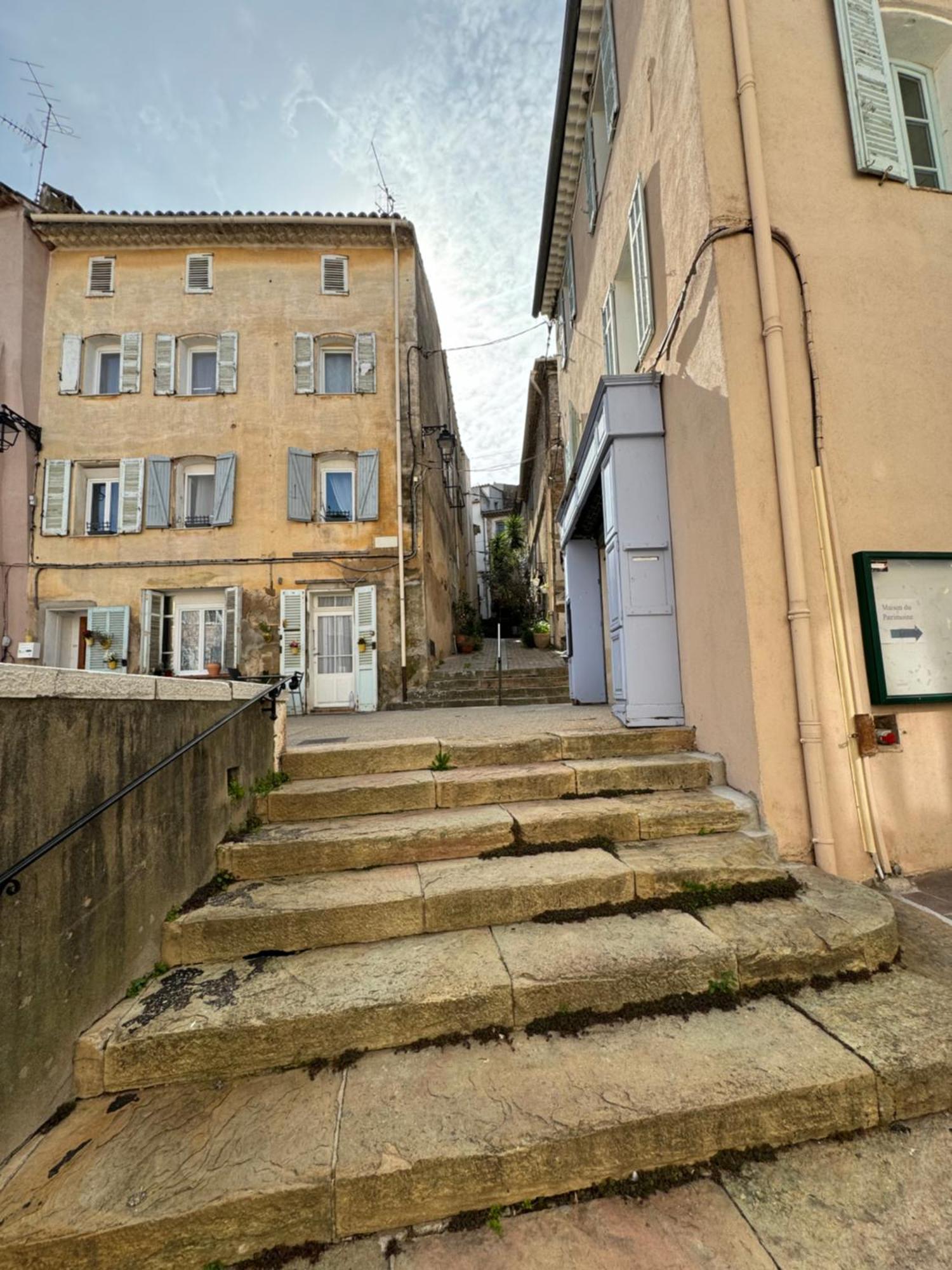 Chez Kay Leilighet Roquebrune-sur-Argens Eksteriør bilde