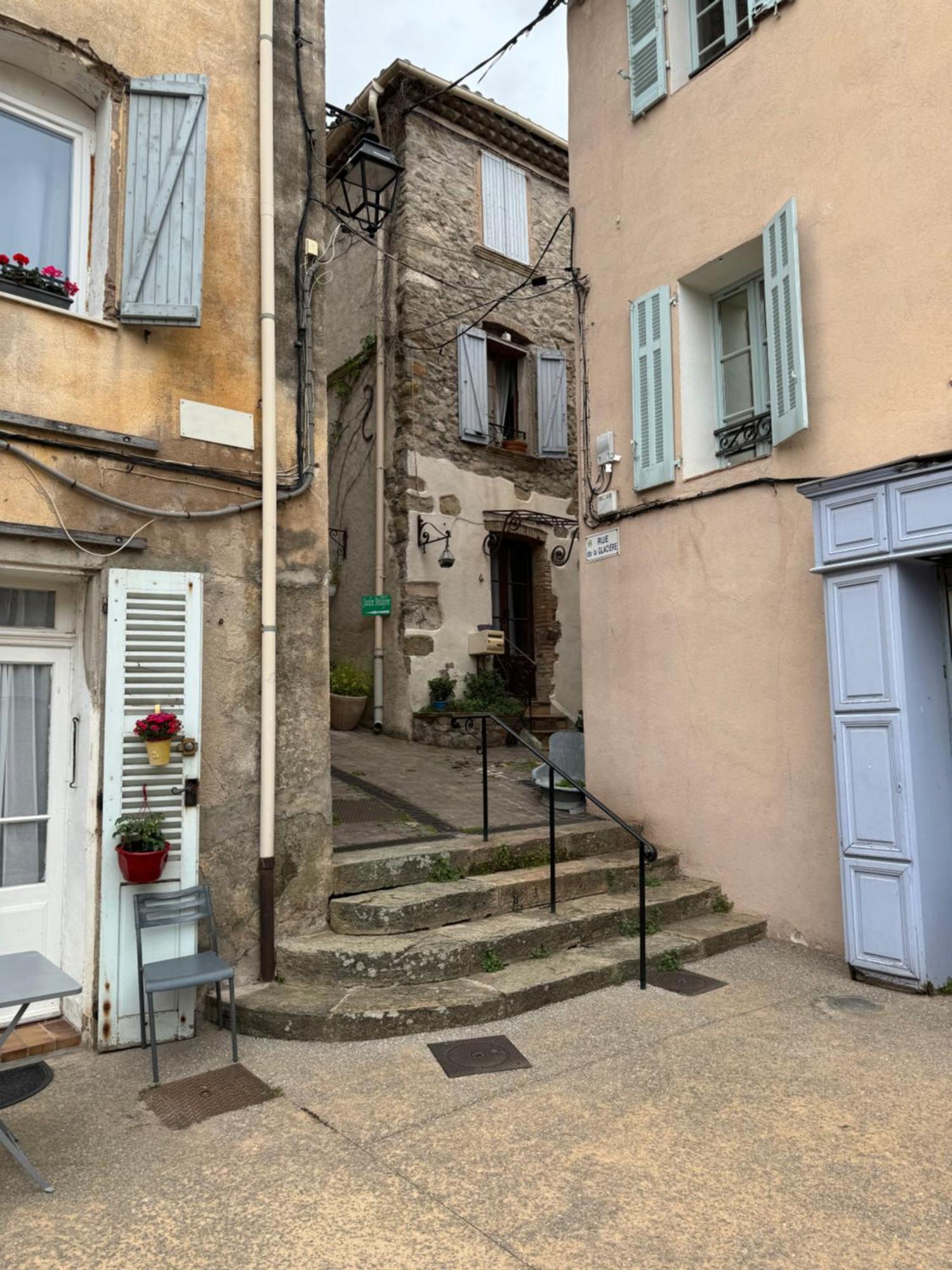 Chez Kay Leilighet Roquebrune-sur-Argens Eksteriør bilde